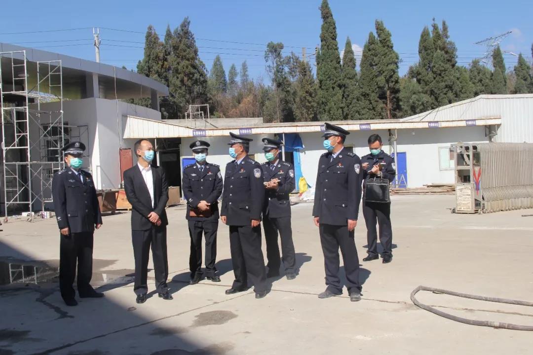 副市长,市公安局长赵宁陪同调研.
